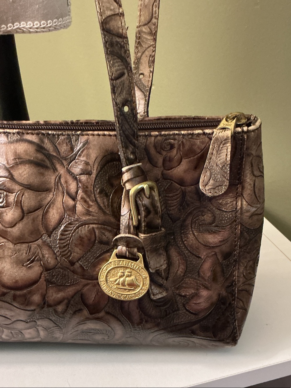 Brahmin Vintage 1990’s Elouise Rose Embossed Leather Chocolate Shoulder Bag EUC - Picture 2 of 13